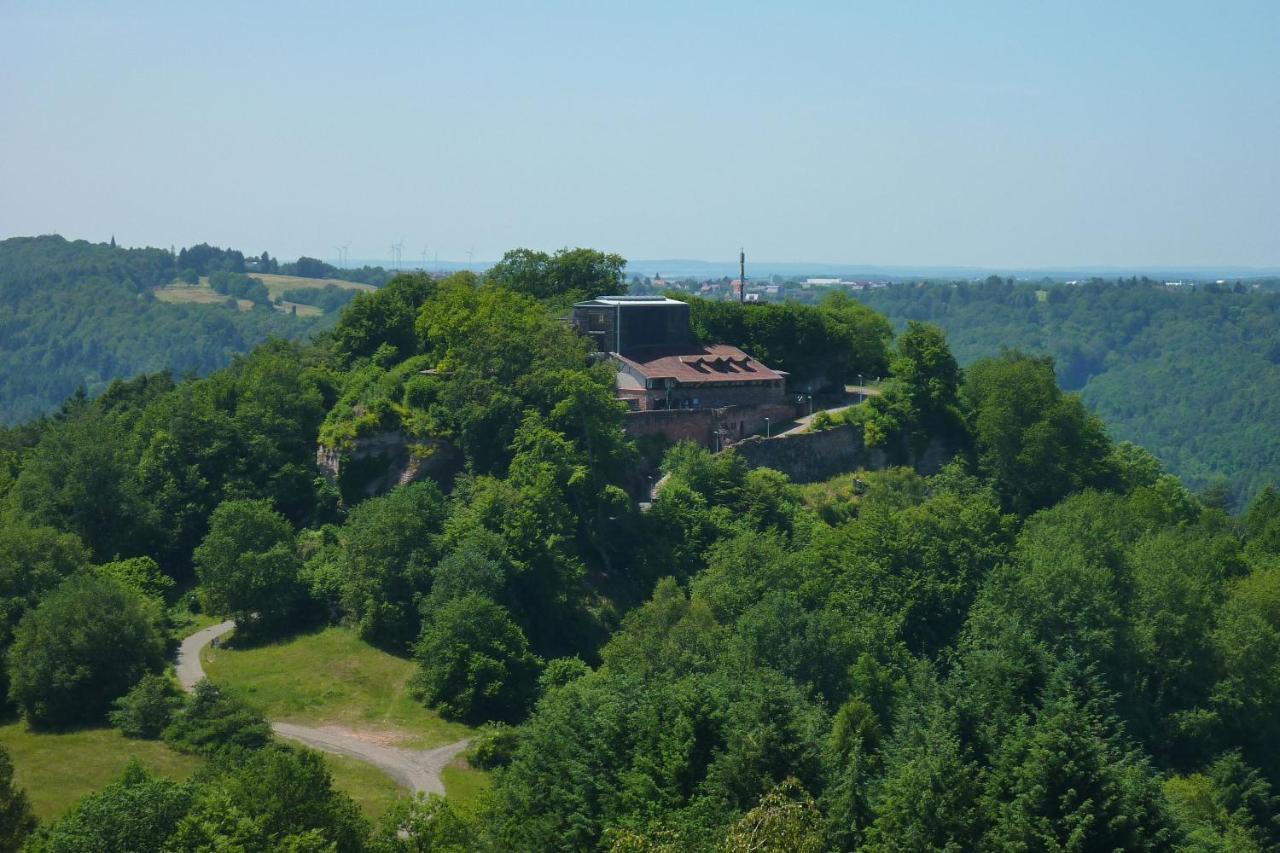 Gasthaus Zum Schloss Lemberg Exteriör bild